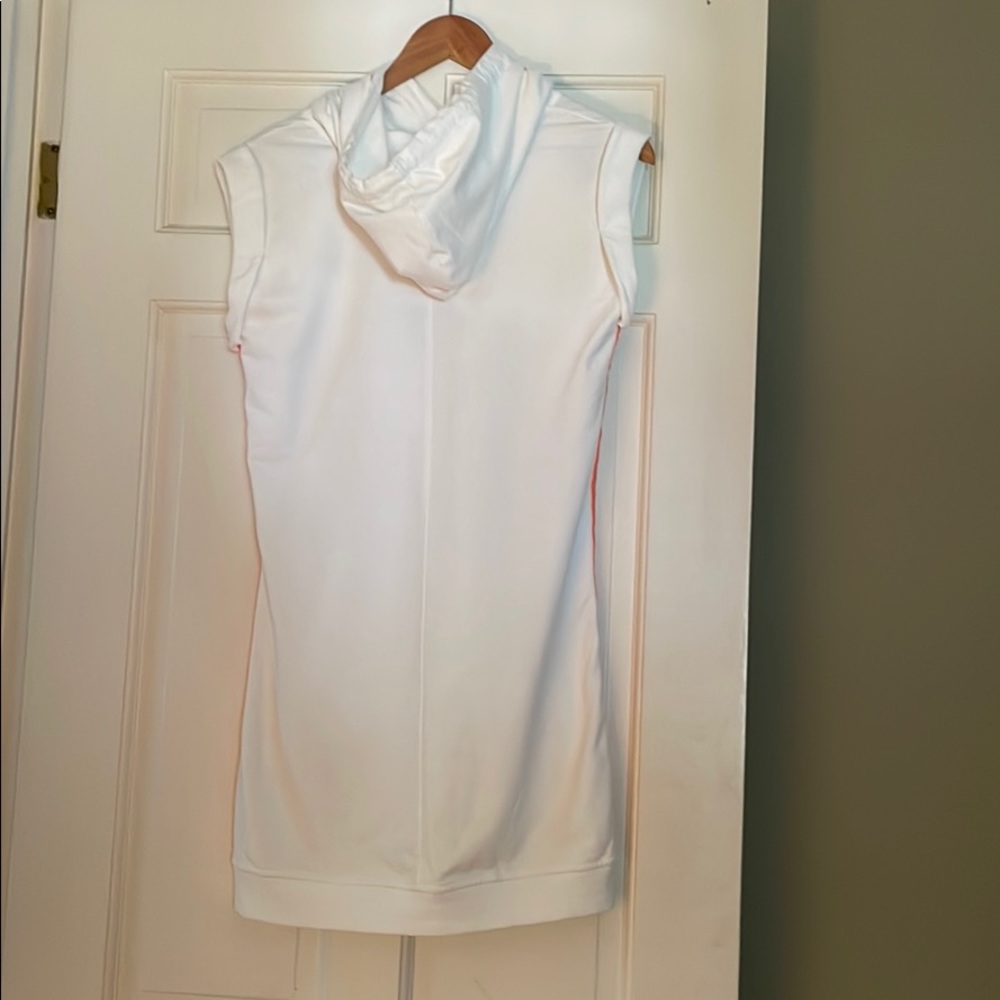 Dress - Picture 5 of 5